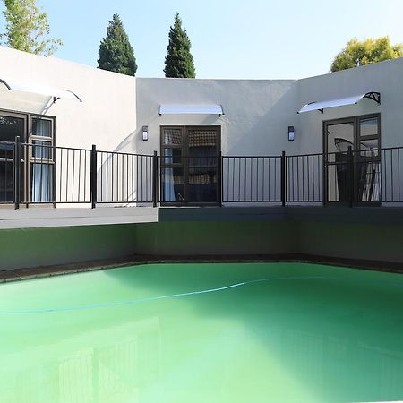 Zen Bnb Sandton Ngoại thất bức ảnh