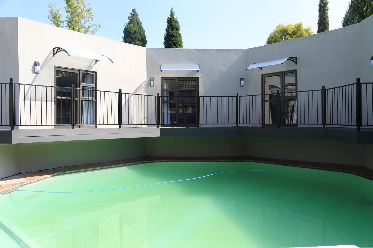 Zen Bnb Sandton Ngoại thất bức ảnh